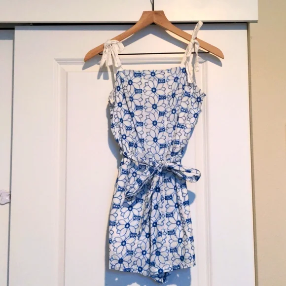 Blue and white floral romper - Picture 1 of 2